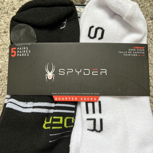 Spyder 5 Pair Men Performance Training Quarter Socks Black White,Shoe 6-12 - Picture 2 of 5